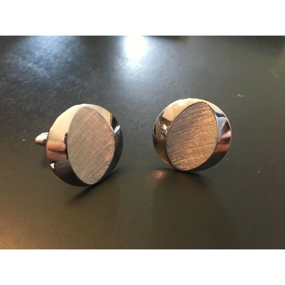 VTG Swank Silver Tone Cufflinks with Etching - Picture 1 of 2